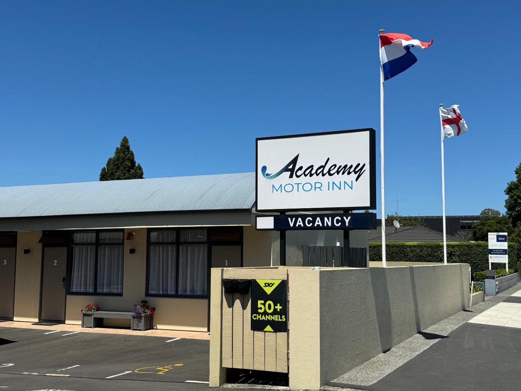 Academy Motor Inn Tauranga Exterior photo