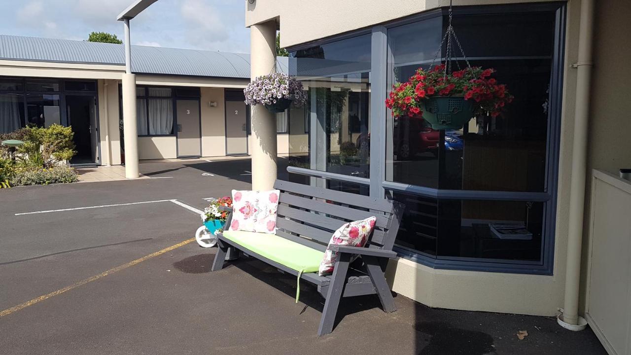 Academy Motor Inn Tauranga Exterior photo